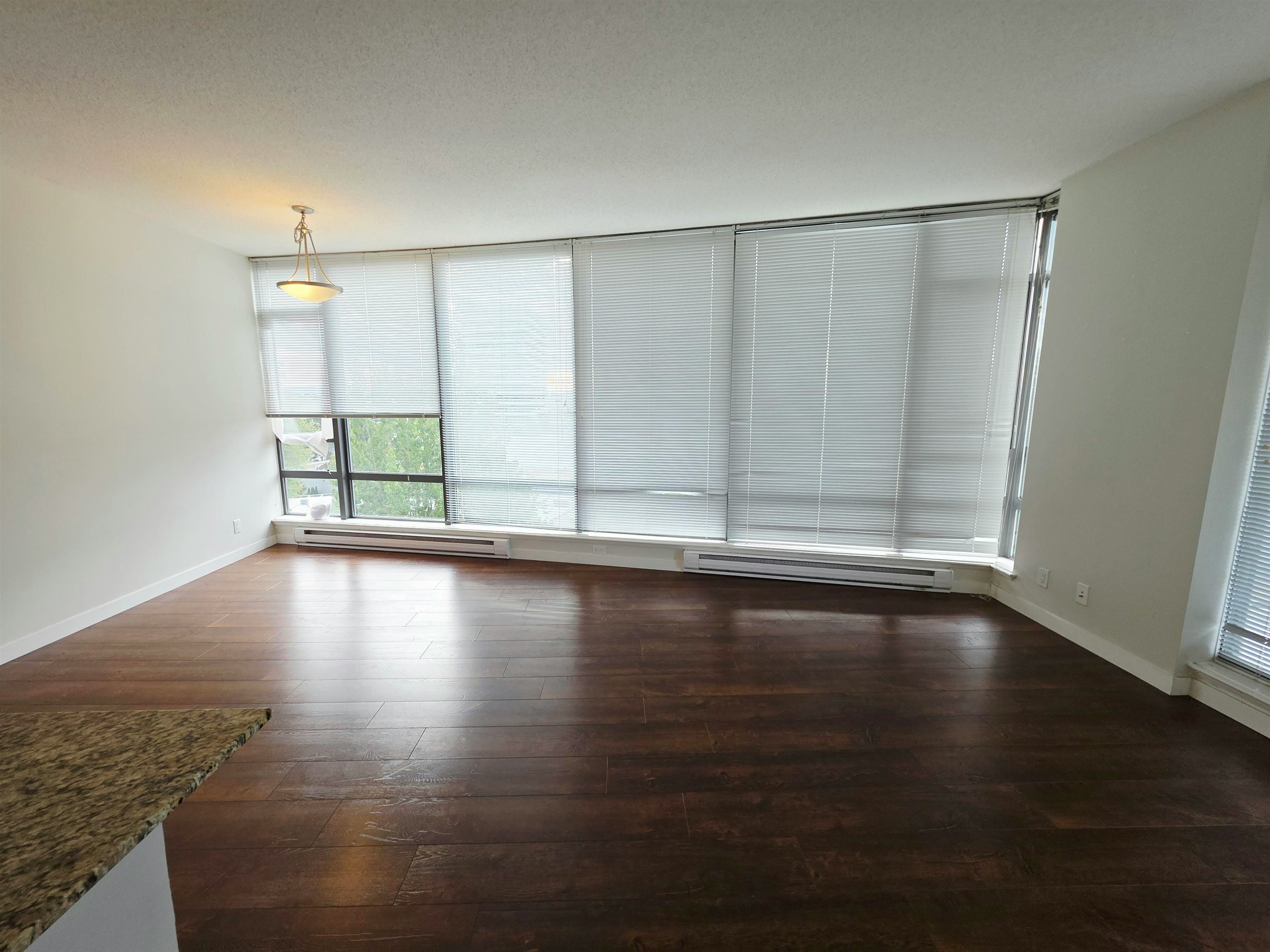 906-7360 Elmbridge Way, Richmond, BC, V6Y 4C5 - 13