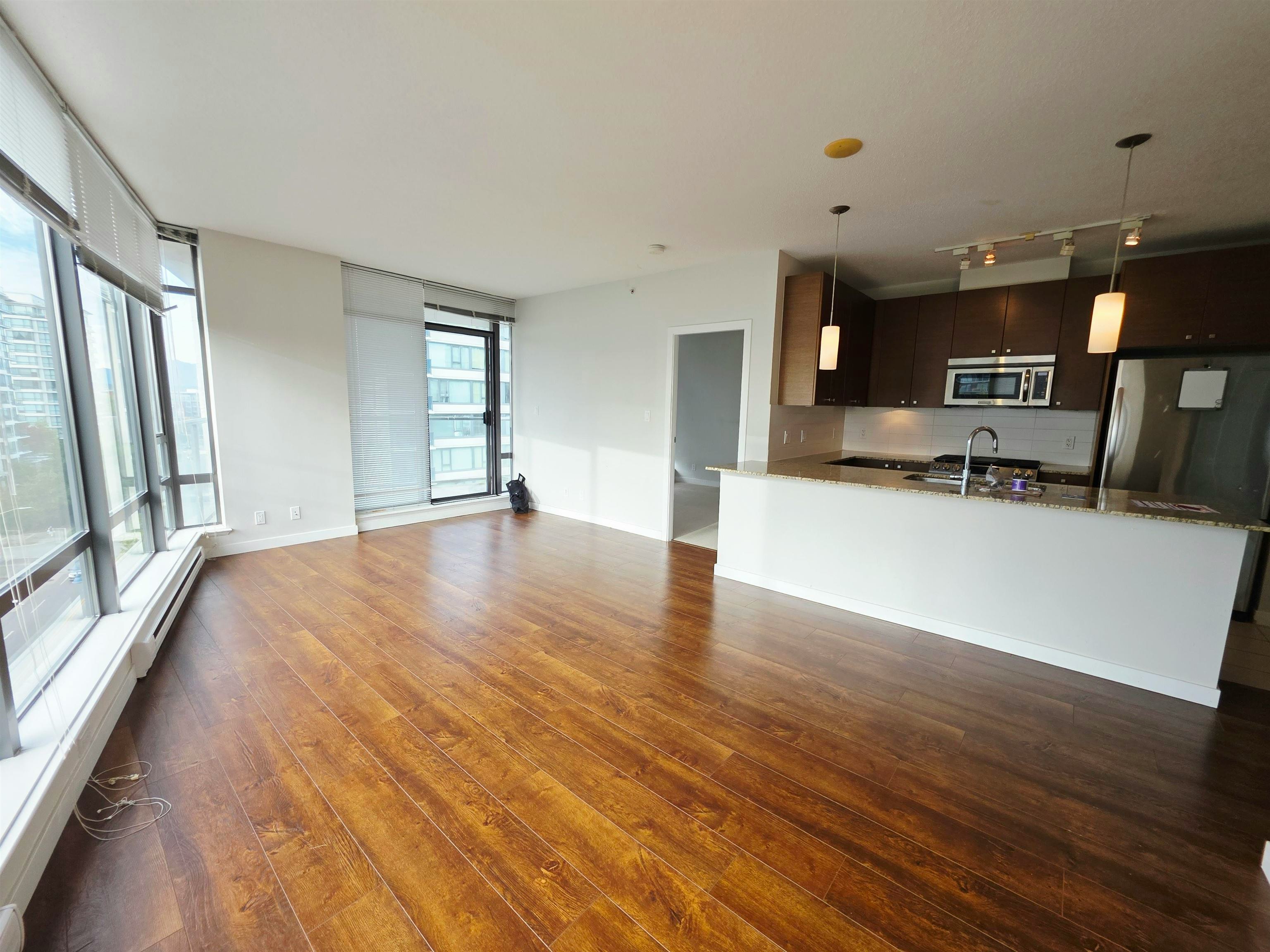 906-7360 Elmbridge Way, Richmond, BC, V6Y 4C5 - 8