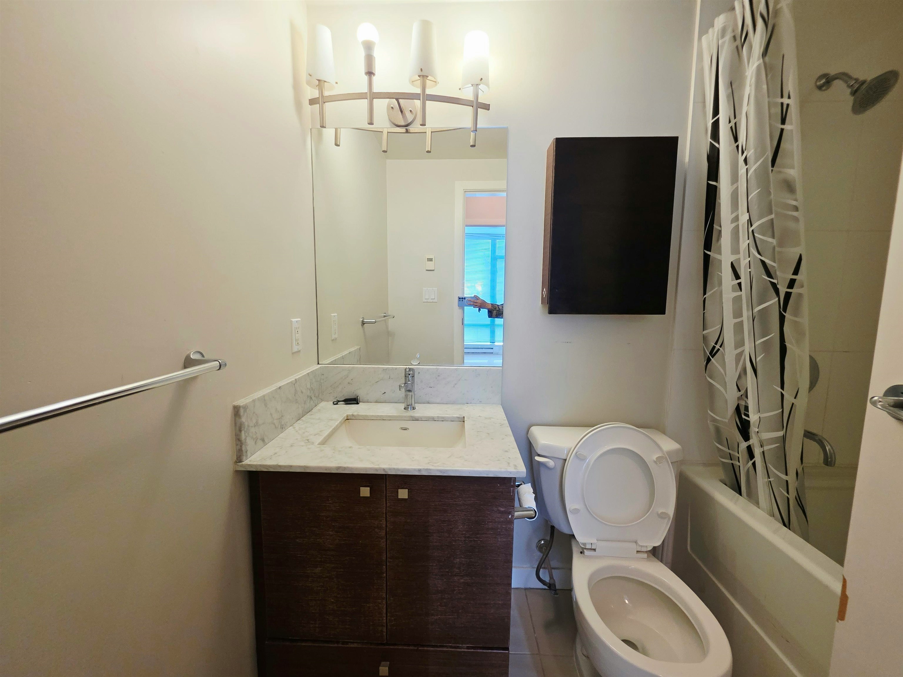 906-7360 Elmbridge Way, Richmond, BC, V6Y 4C5 - 15