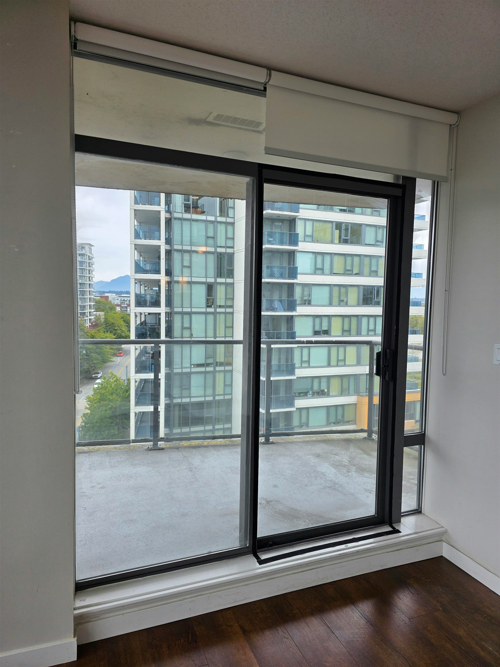 906-7360 Elmbridge Way, Richmond, BC, V6Y 4C5 - 28