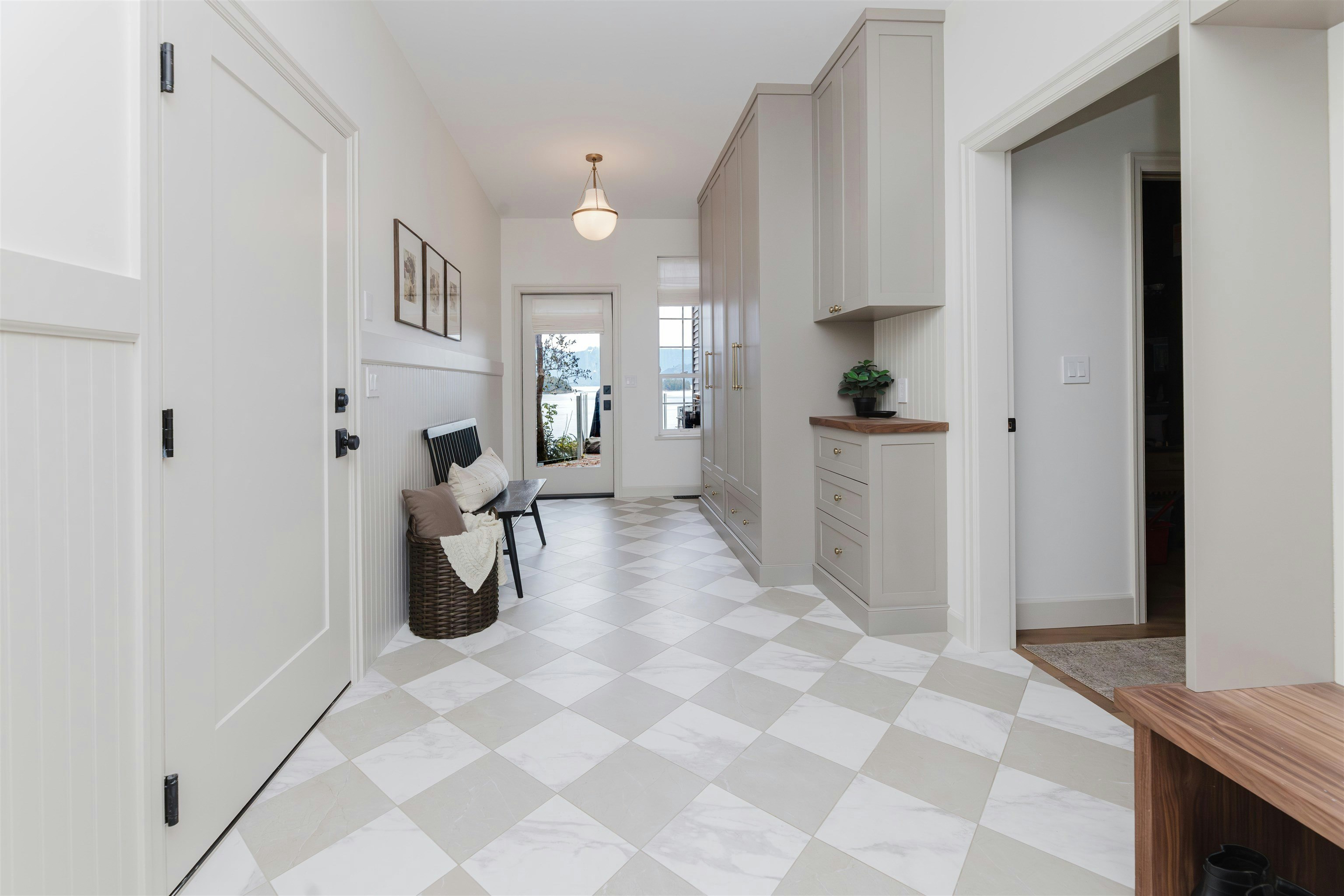 1454 Smith Road, Gibsons, BC, V0N 1V6 - 15
