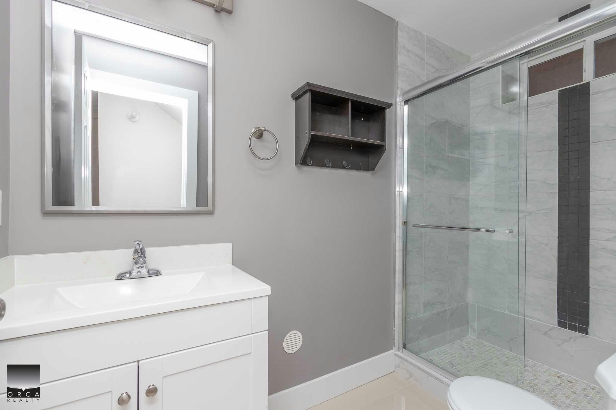 upper level-19130 69a Avenue, Surrey, BC, V4N 0A5 - 20