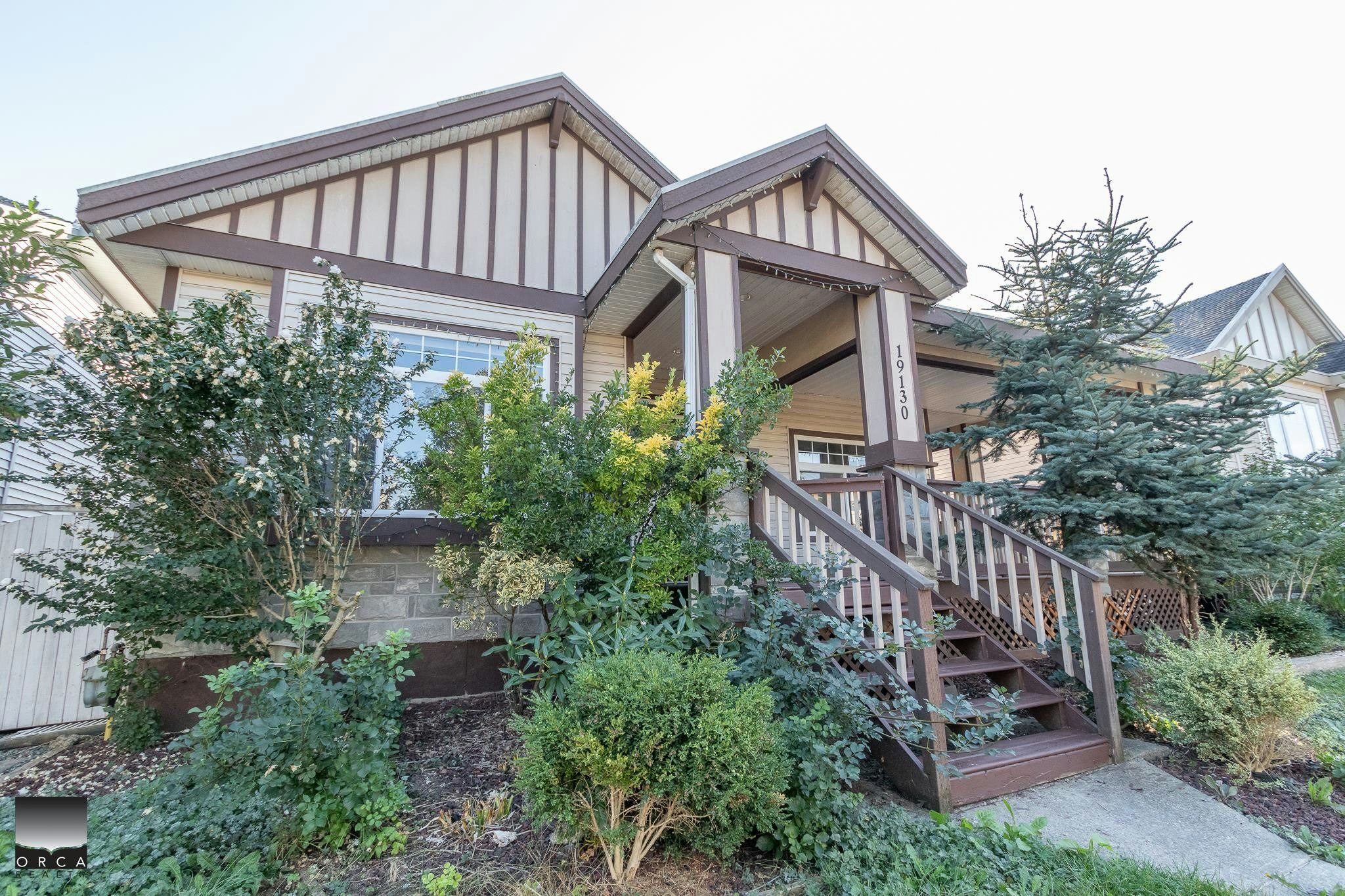 upper level-19130 69a Avenue, Surrey, BC, V4N 0A5