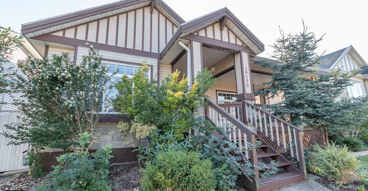 upper level-19130 69a Avenue, Surrey, BC, V4N 0A5