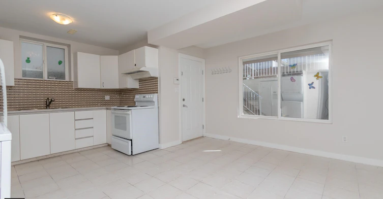 upper level-19130 69a Avenue, Surrey, BC, V4N 0A5 - 22