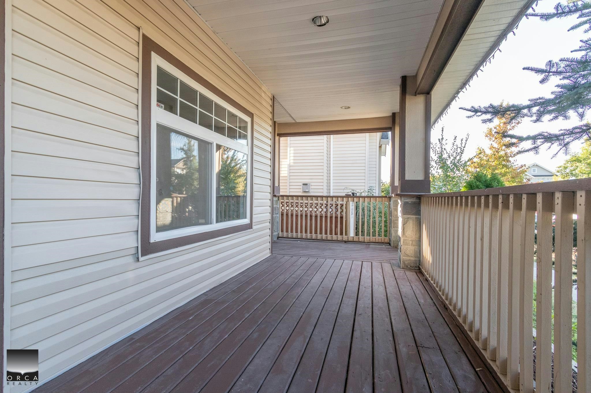 upper level-19130 69a Avenue, Surrey, BC, V4N 0A5 - 10