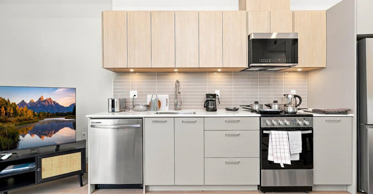 111-1529 Oxford Street, North Vancouver, BC, V7J 0G2 - 14
