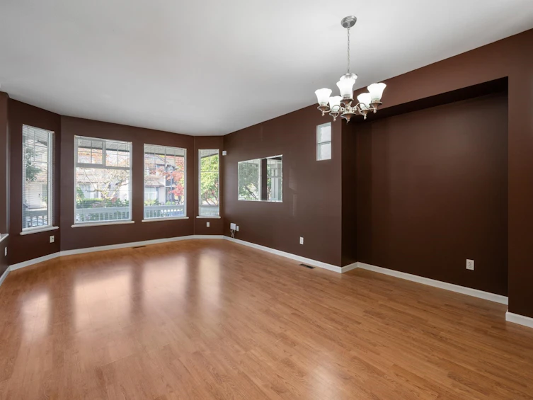 8692 207 Street, Langley, BC, V1M 3X4 - 8