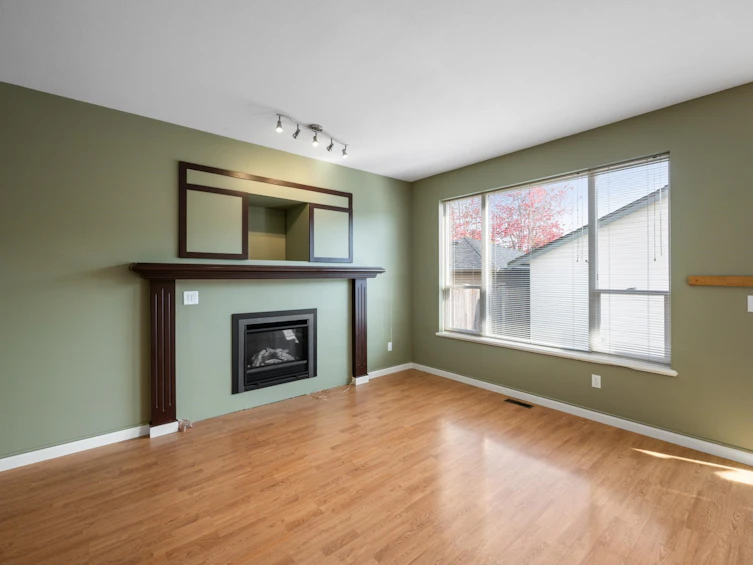 8692 207 Street, Langley, BC, V1M 3X4 - 12