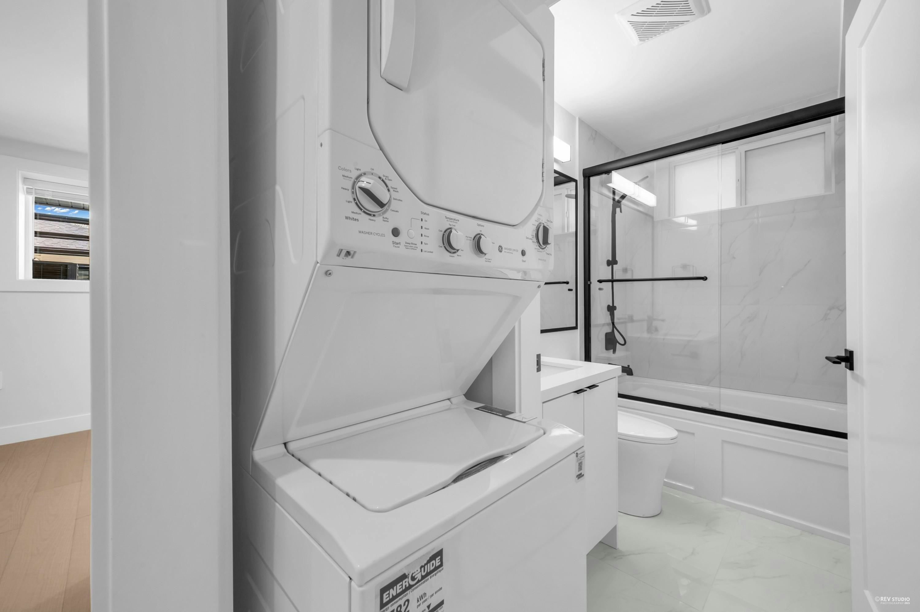 3417 Seaforth Drive, Vancouver, BC, V5M 4C6 - 19