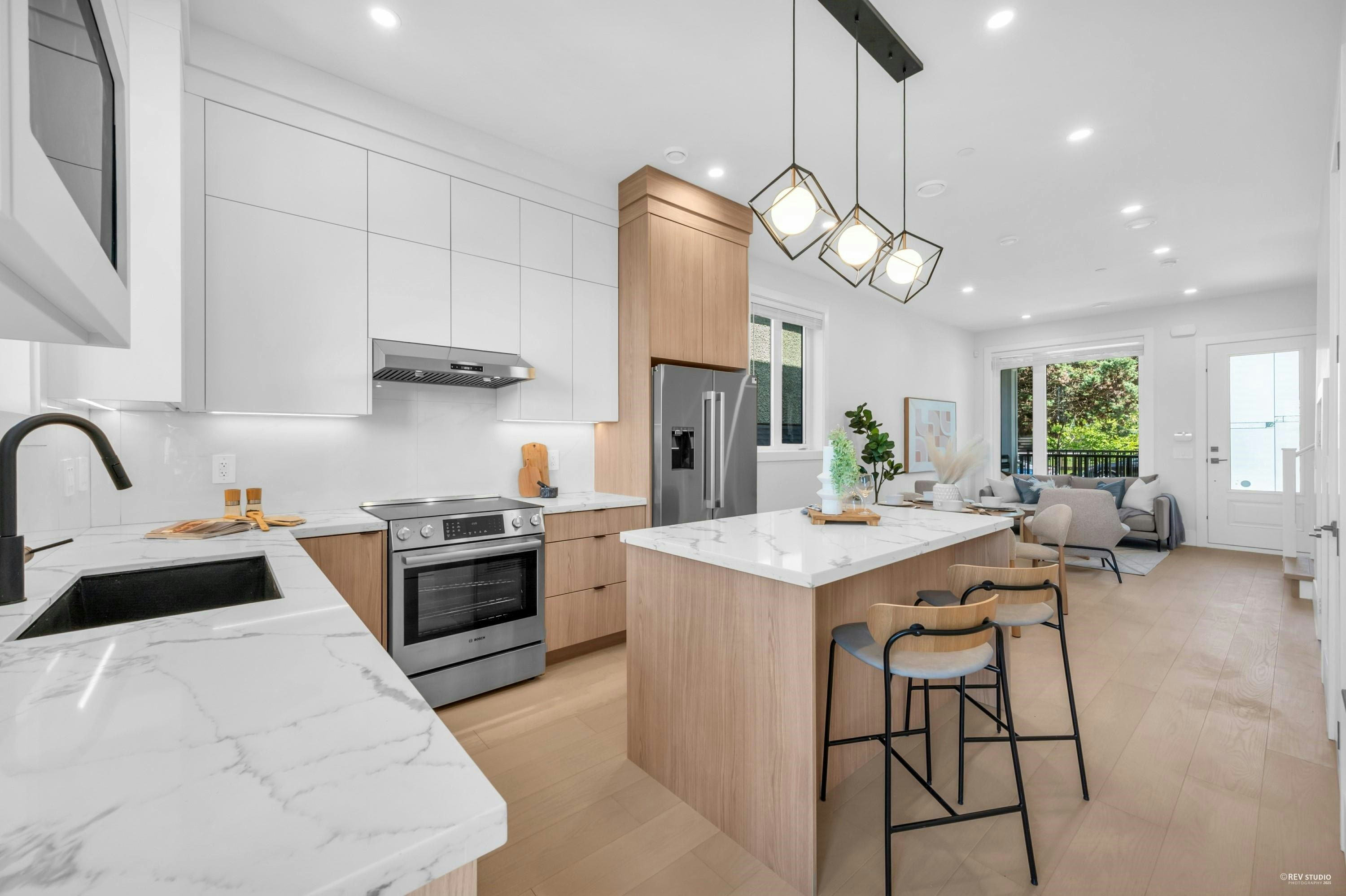 3417 Seaforth Drive, Vancouver, BC, V5M 4C6 - 7