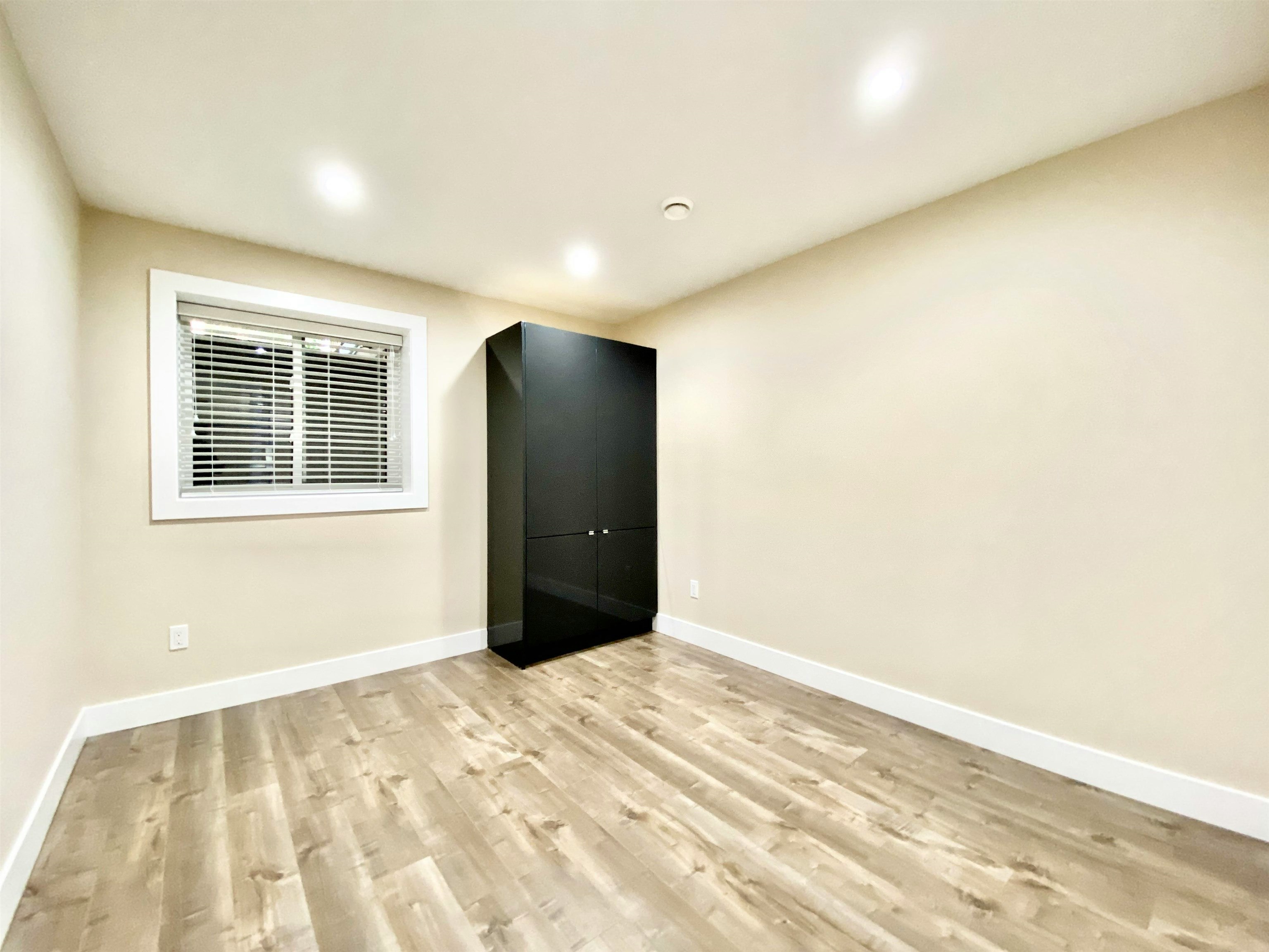 Basement-17XX Howard Avenue, Burnaby, BC, V5B 3S4 - 7