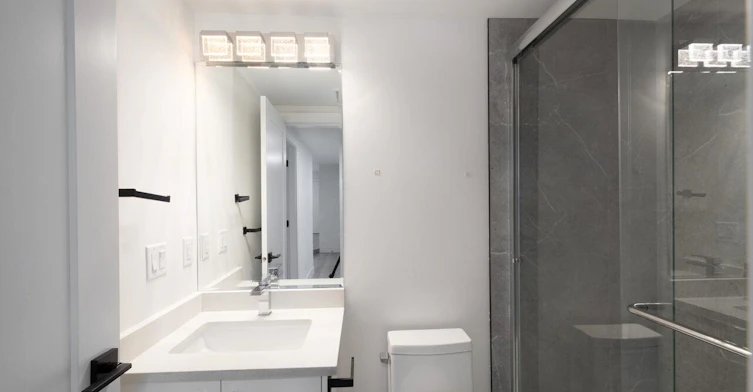 Lower Suite-7137 204a Street, Langley, BC, V2Y 3S7 - 17