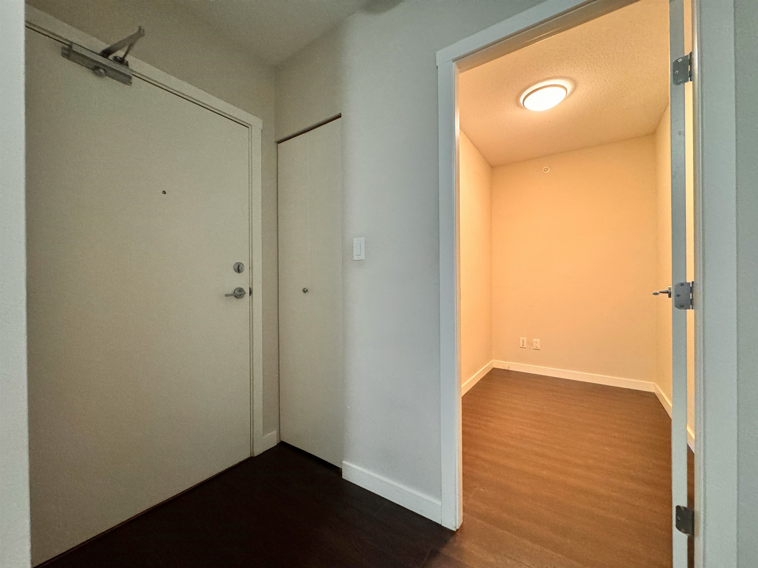511-1919 Wylie Street, Vancouver, BC, V5Y 0E7 - 2
