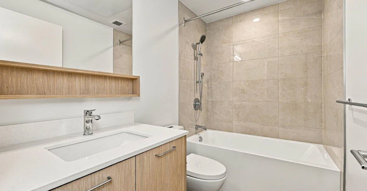 525-1529 Oxford Street, North Vancouver, BC, V7J 0G2 - 9