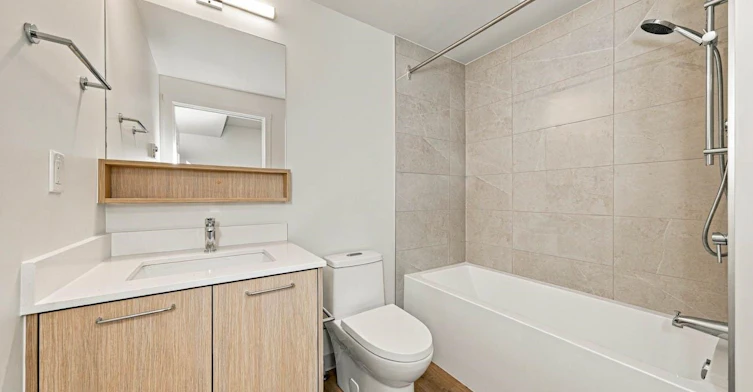 525-1529 Oxford Street, North Vancouver, BC, V7J 0G2 - 6