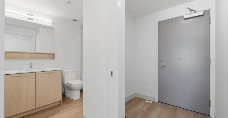 619-1529 Oxford, North Vancouver, BC, V7J 0G2 - 2