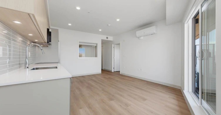 619-1529 Oxford, North Vancouver, BC, V7J 0G2 - 10