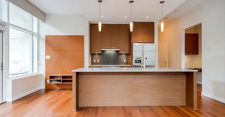 1xx-6188 Wilson Avenue, Burnaby, BC, V5H 0A5
