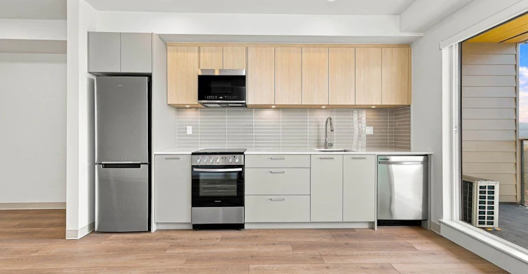 512-1529 Oxford Street, North Vancouver, BC, V7J 0G2 - 6
