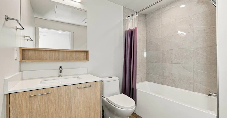 512-1529 Oxford Street, North Vancouver, BC, V7J 0G2 - 10
