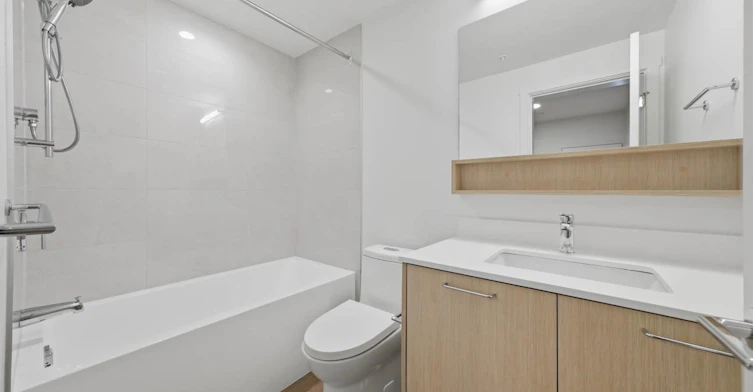 424-1529 Oxford, North Vancouver, BC, V7J 0G2 - 6