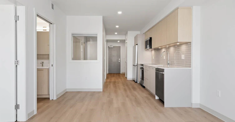 424-1529 Oxford, North Vancouver, BC, V7J 0G2 - 13