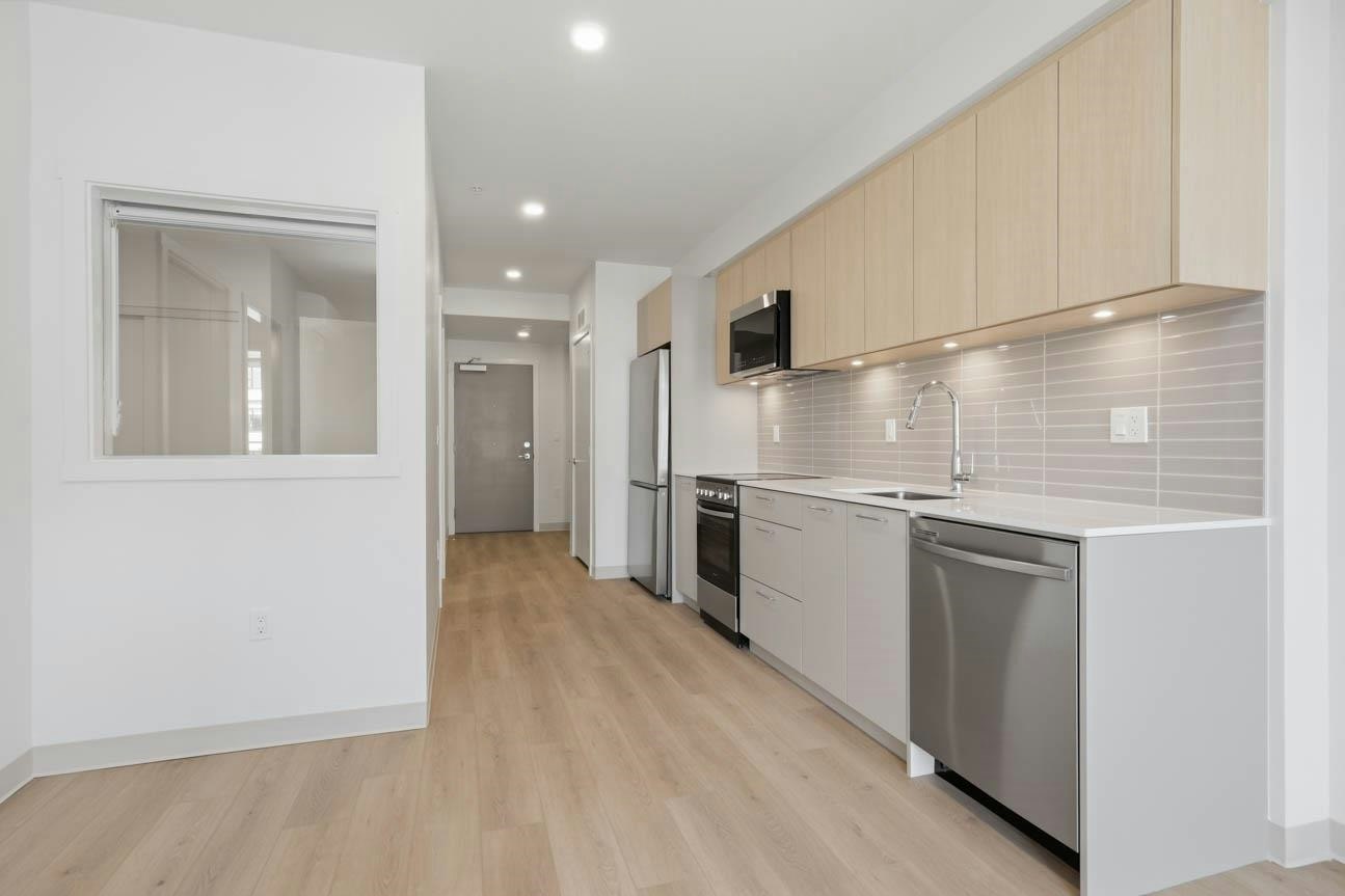 424-1529 Oxford, North Vancouver, BC, V7J 0G2 - 12