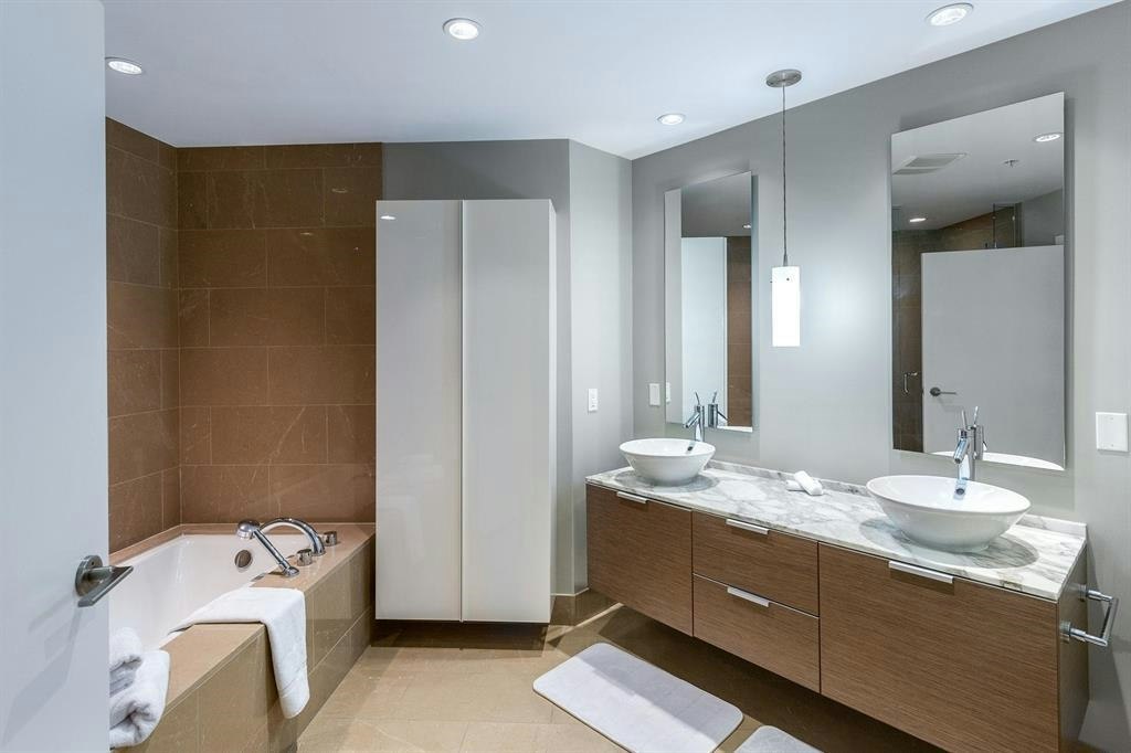 430X-1111 Alberni Street, Vancouver, BC, V6E 4V2 - 10