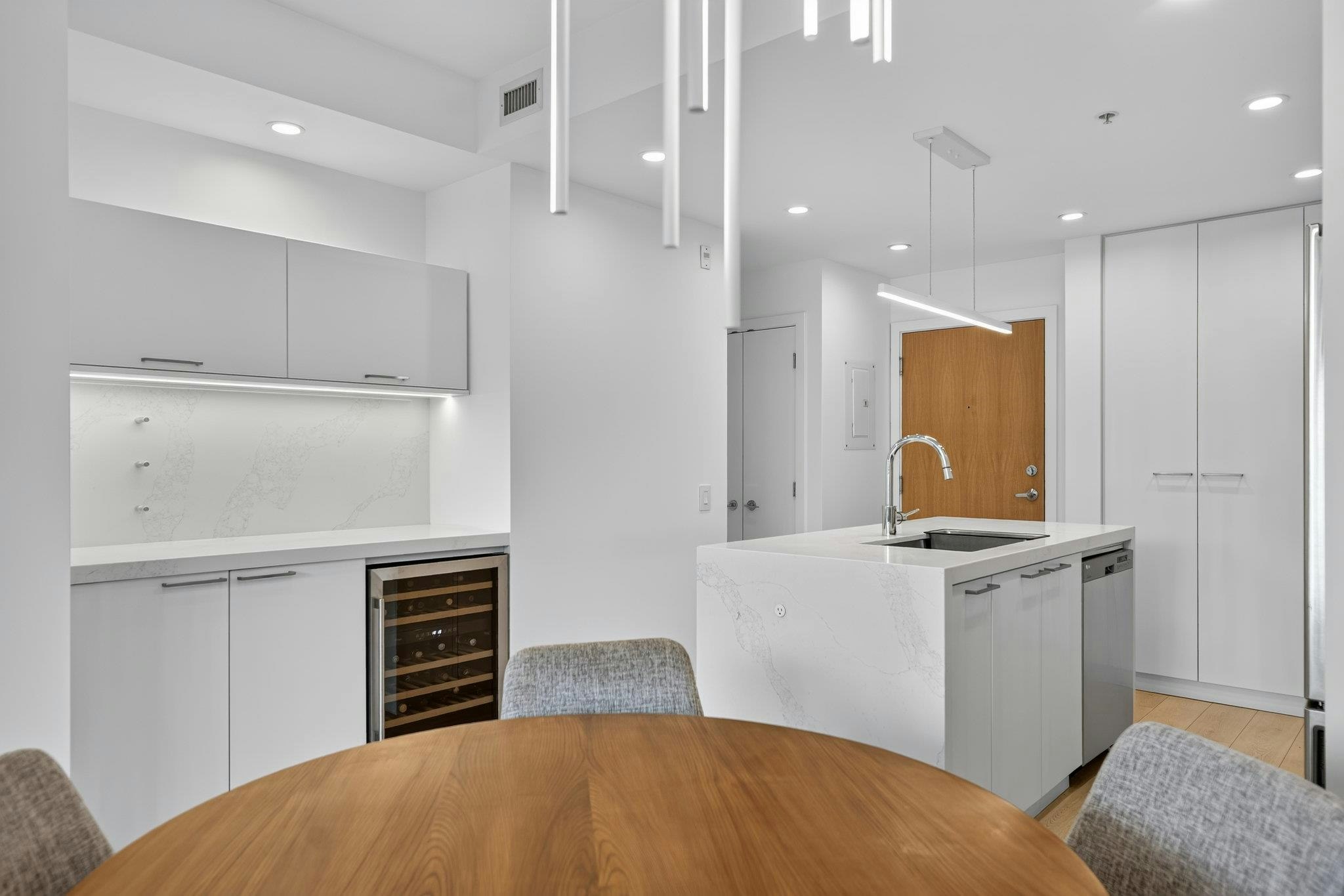 506-221 E 3rd, North Vancouver, BC, V7L 1E7 - 14