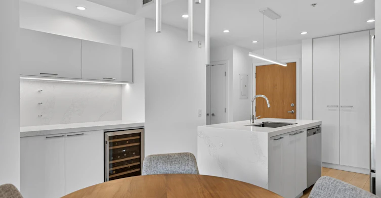 506-221 E 3rd, North Vancouver, BC, V7L 1E7 - 14