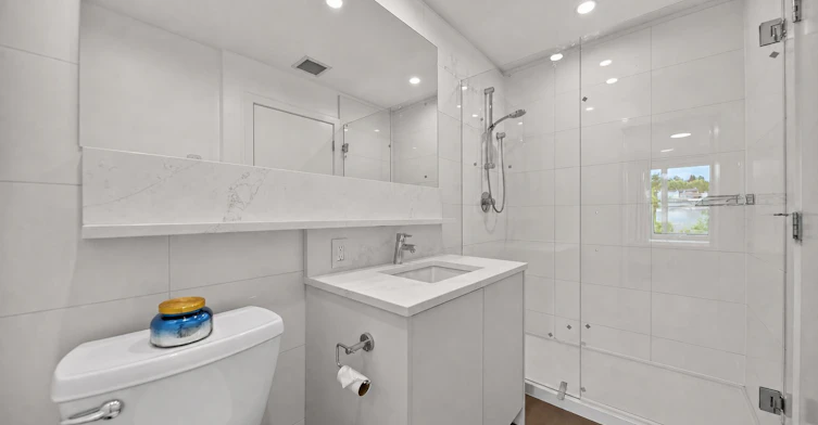 506-221 E 3rd, North Vancouver, BC, V7L 1E7 - 20
