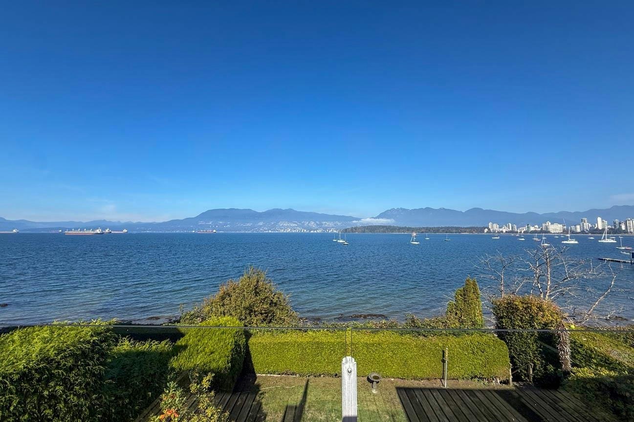 2515 Point Grey Road, Vancouver, BC, V6K 1A1 - 3