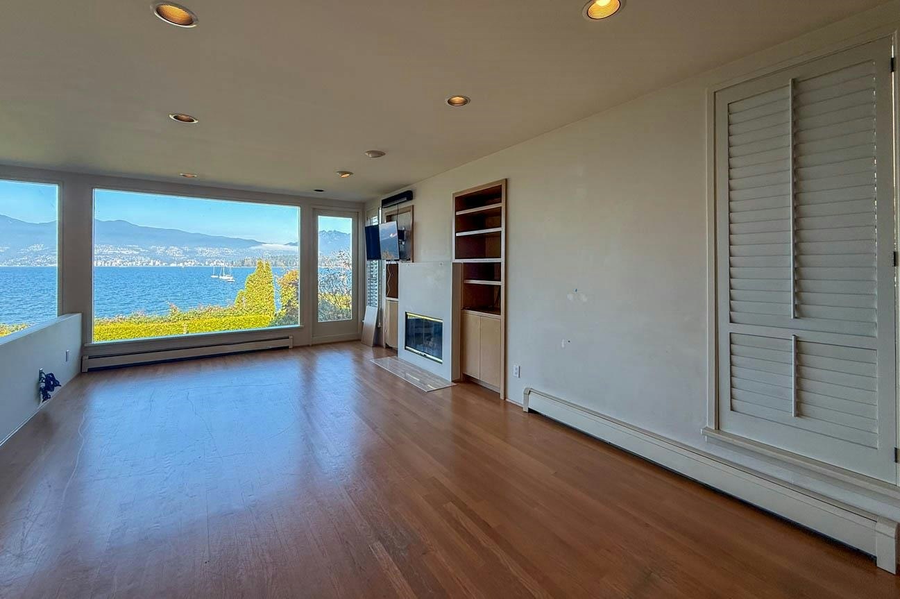 2515 Point Grey Road, Vancouver, BC, V6K 1A1 - 10