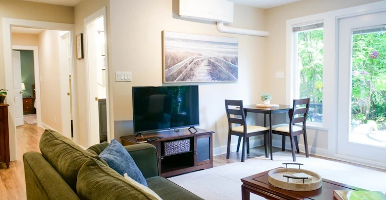 504-2268 E Broadway, Vancouver, BC, V5N 0L2 - 6