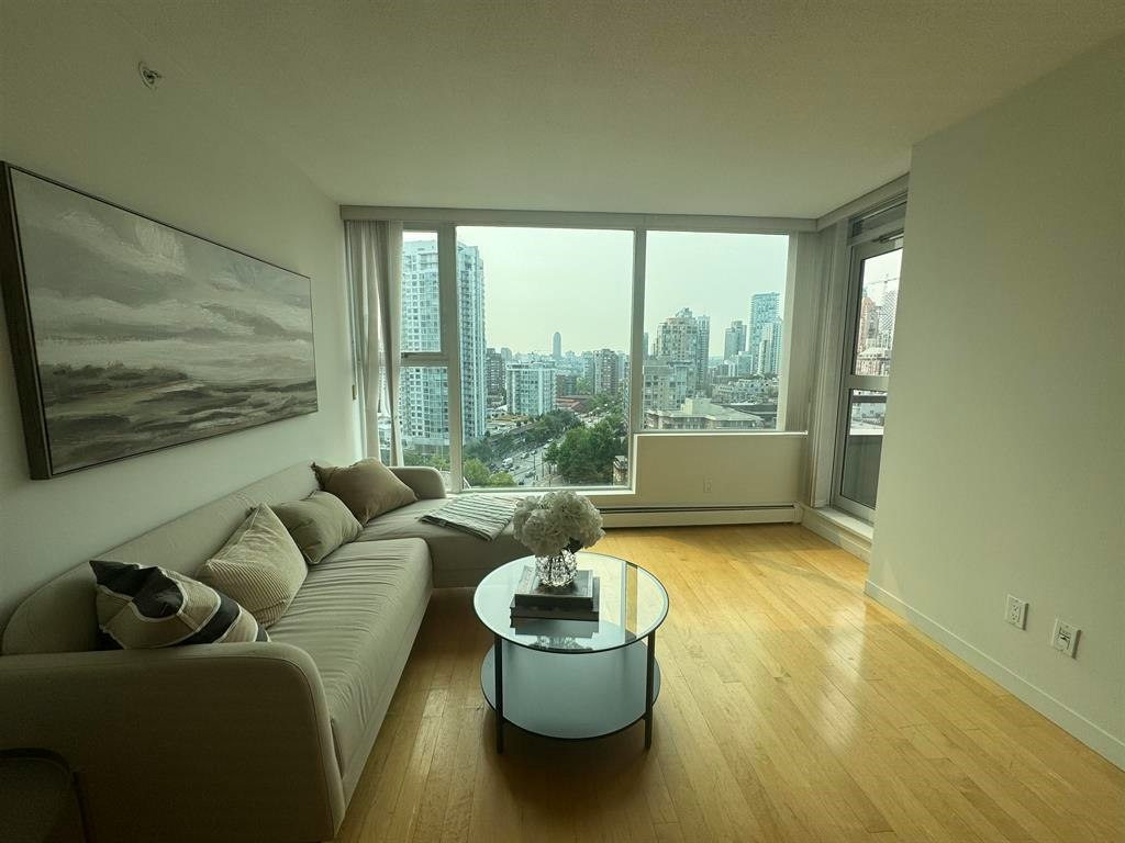 190X-1008 Cambie Street, Vancouver, BC, V6B 6J7 - 3