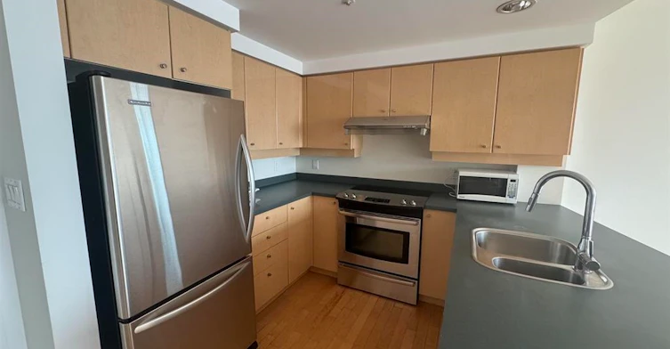 190X-1008 Cambie Street, Vancouver, BC, V6B 6J7 - 4