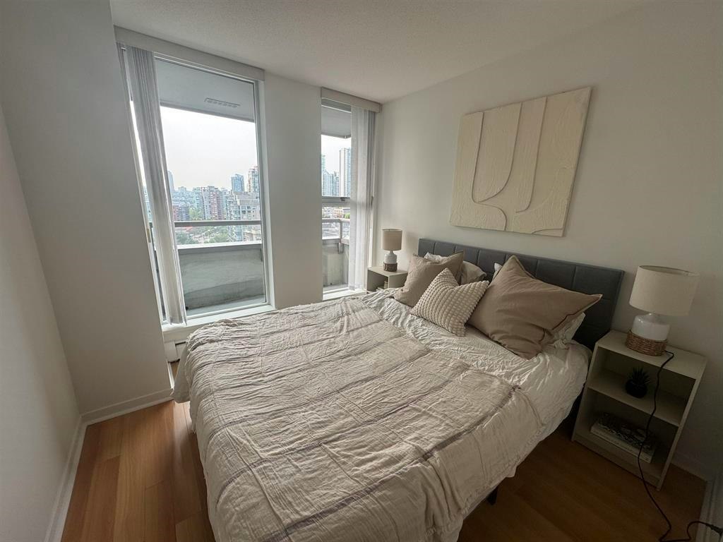 190X-1008 Cambie Street, Vancouver, BC, V6B 6J7 - 11