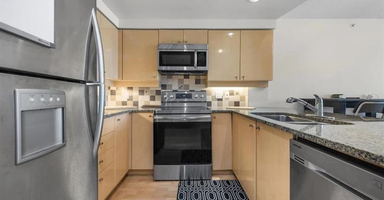 190X-1008 Cambie Street, Vancouver, BC, V6B 6J7 - 2