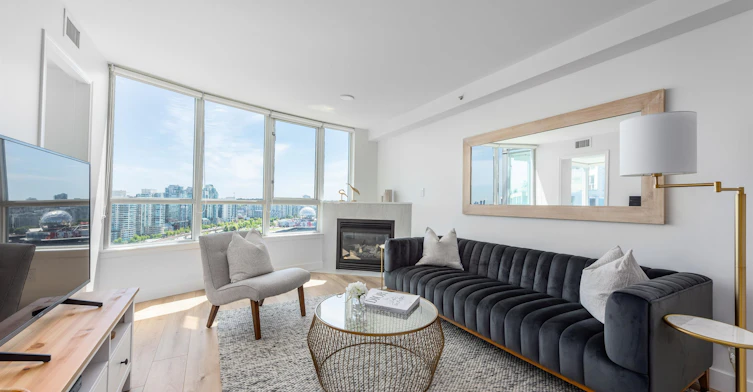 2208-63 Keefer Place, Vancouver, BC, V6B 6N6