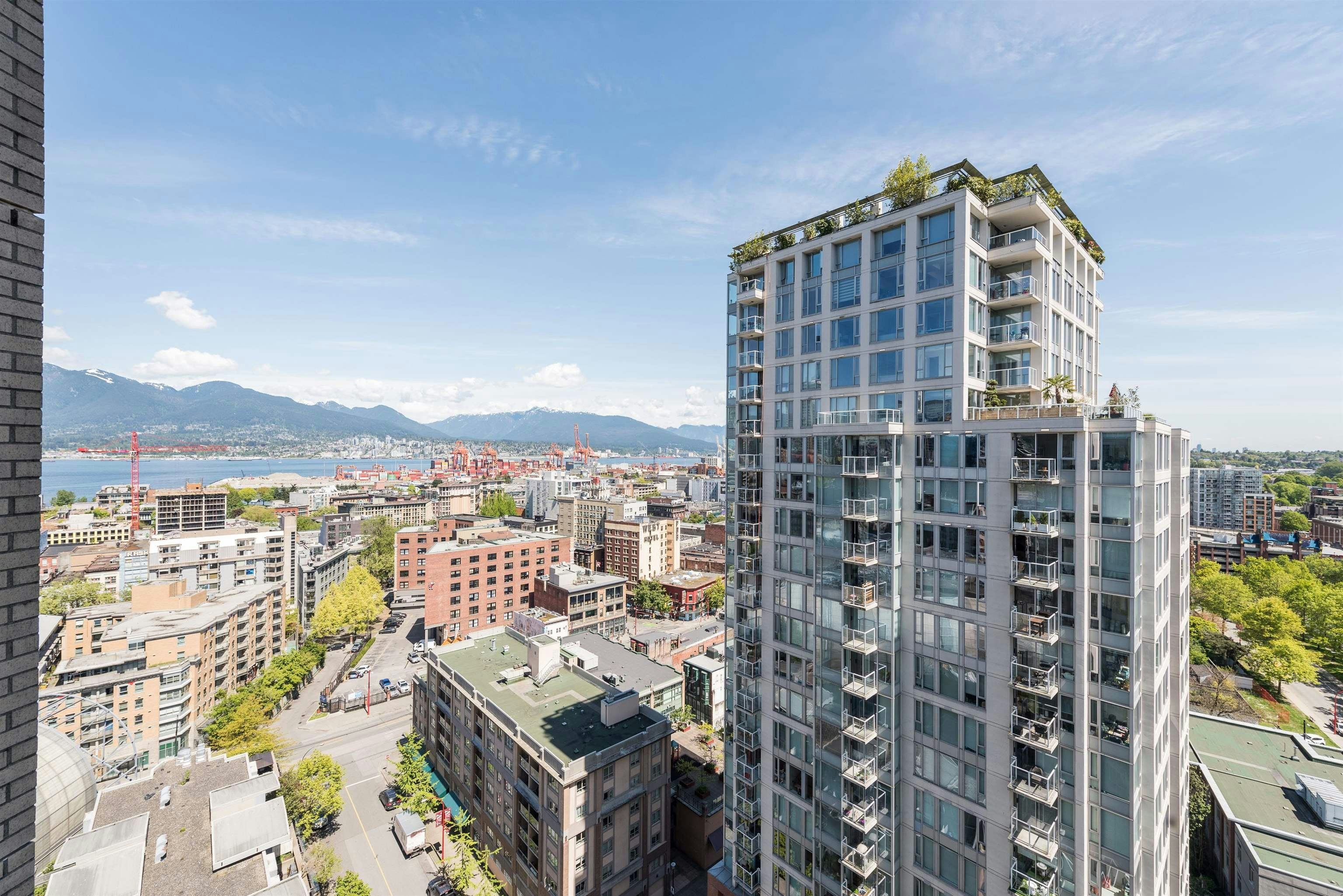 2208-63 Keefer Place, Vancouver, BC, V6B 6N6 - 17