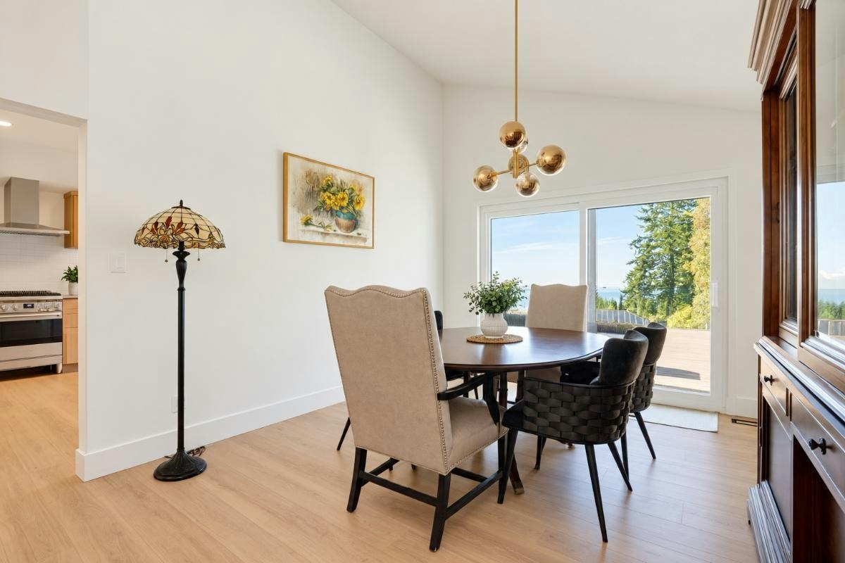 1115 Groveland Court, West Vancouver, BC, V7S 1Z7 - 8