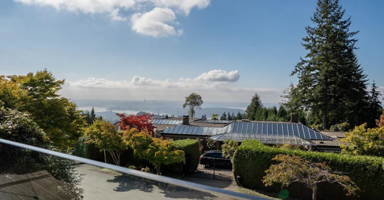 1115 Groveland Court, West Vancouver, BC, V7S 1Z7 - 2