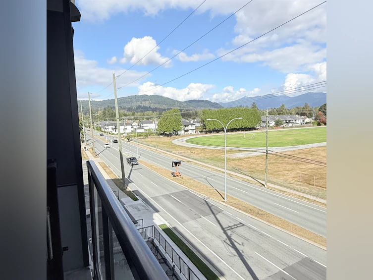 419-8423 Cedar Street, Mission, BC, V4S 1A1 - 2