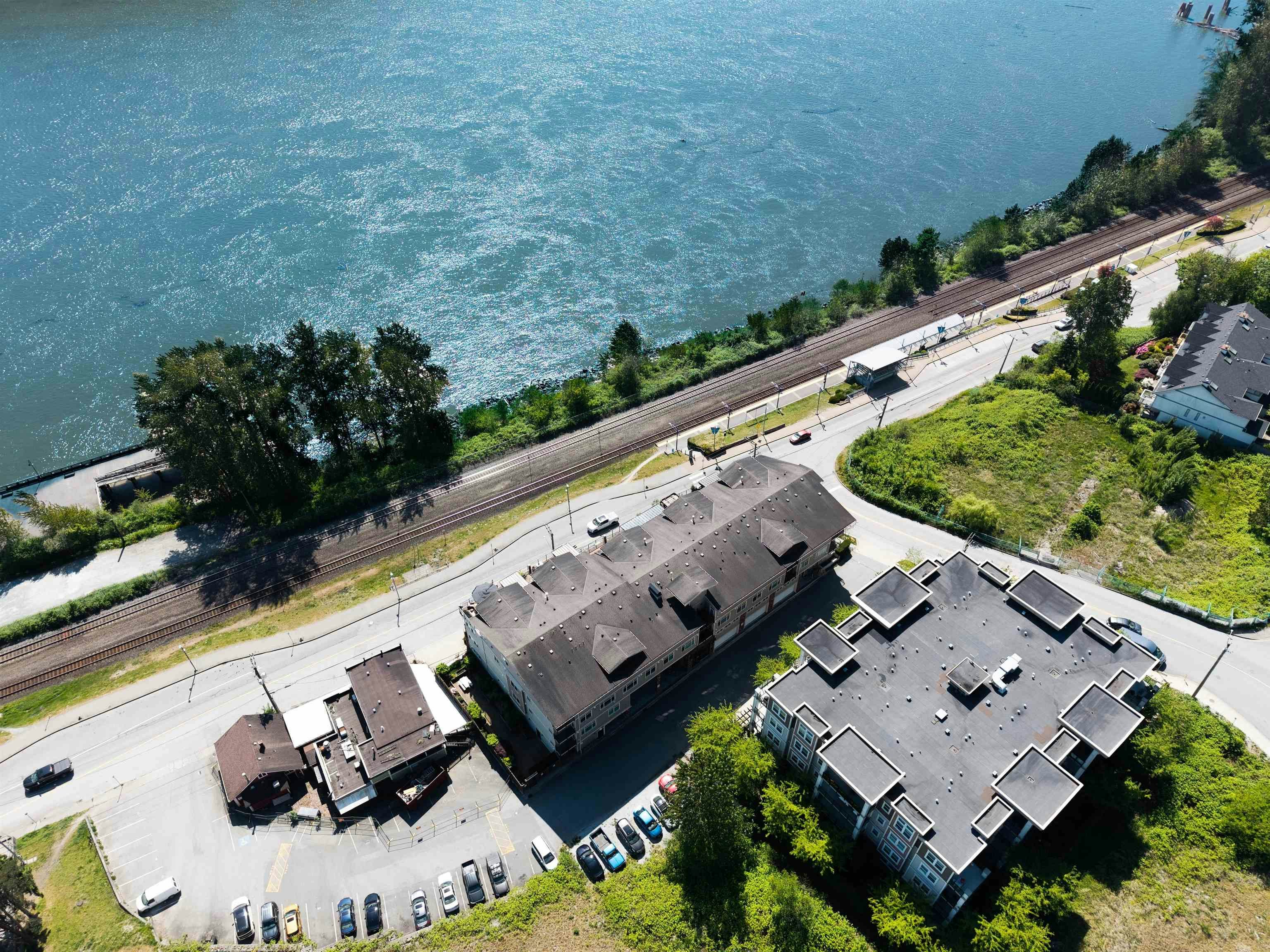 311-22327 River Road, Maple Ridge, BC, V2X 9C8 - 2