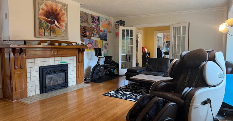 4025 Granville Street, Vancouver, BC, V6H 3L1 - 2