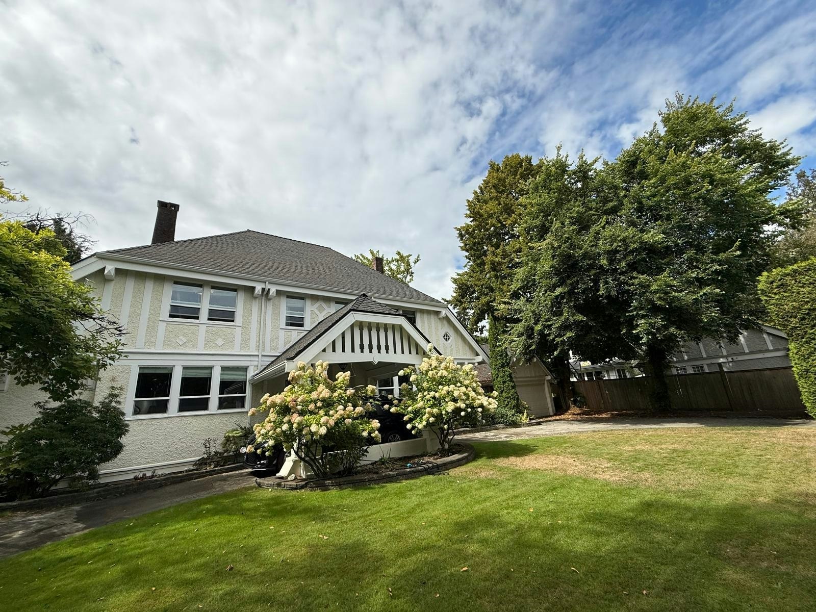 4025 Granville Street, Vancouver, BC, V6H 3L1