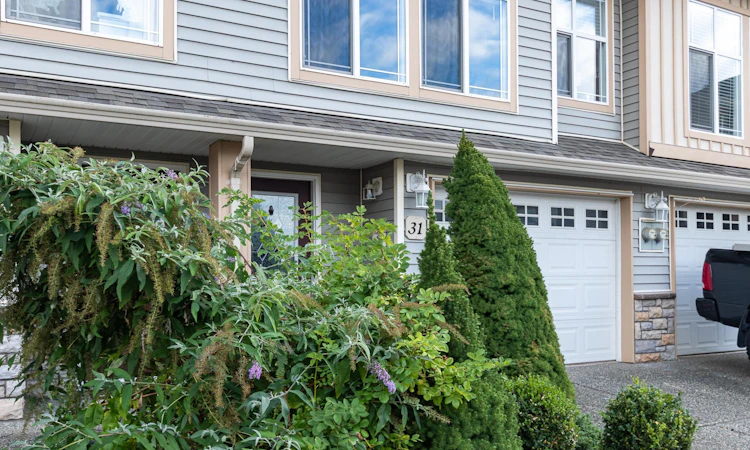31-46906 Russell Road