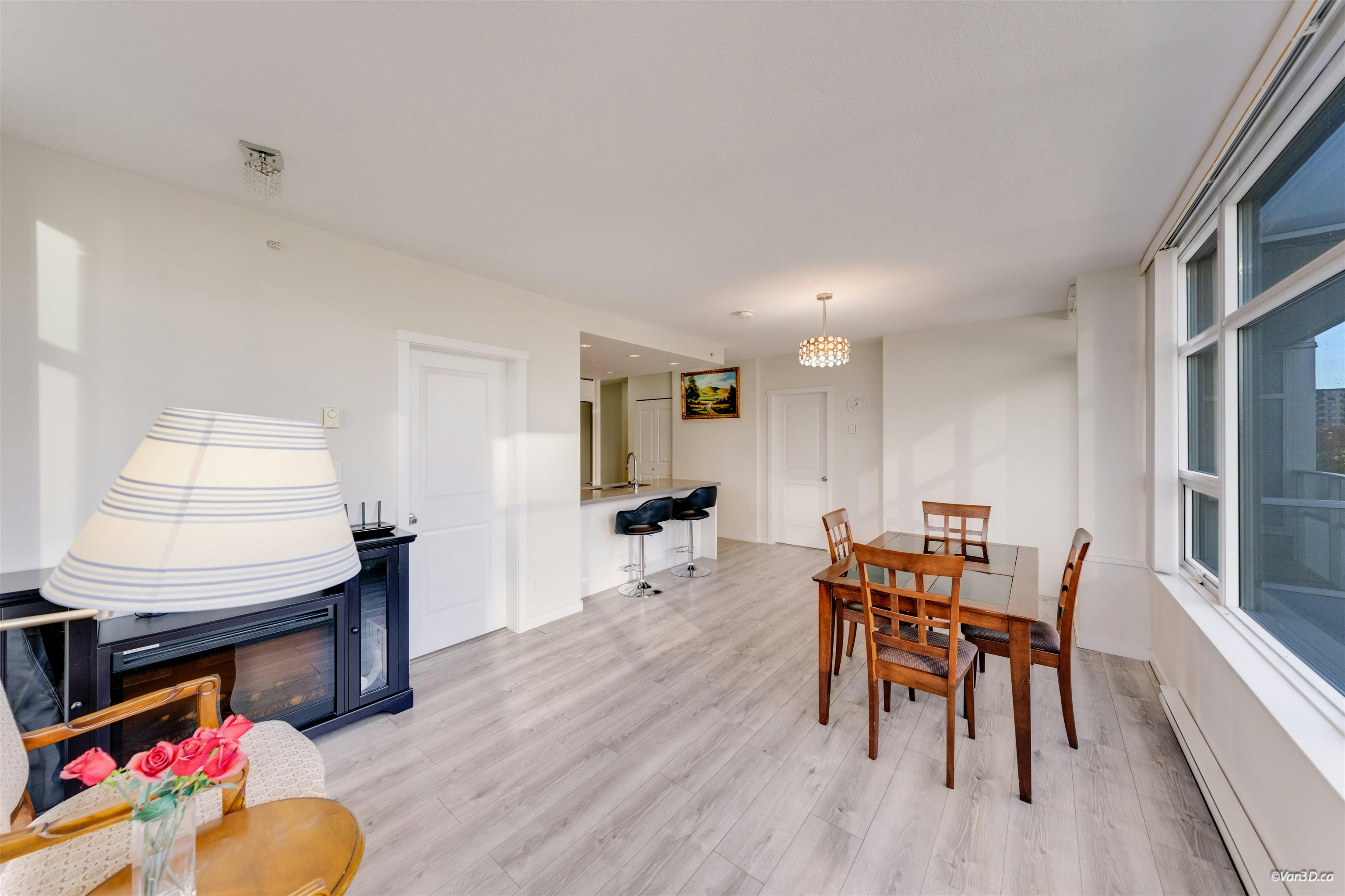 306-4880 Bennett Street, Burnaby, BC, V5H 0C1 - 12