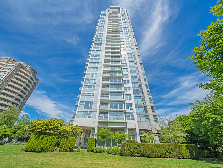 306-4880 Bennett Street, Burnaby, BC, V5H 0C1
